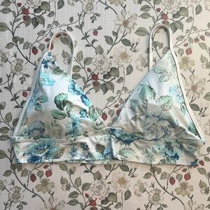 Aerie triangle Bikini Top floral print in Blue and White size XXL